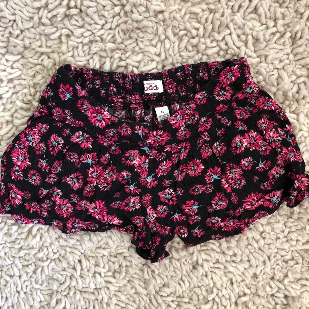 Mudd Flower Print Black flowy Shorts